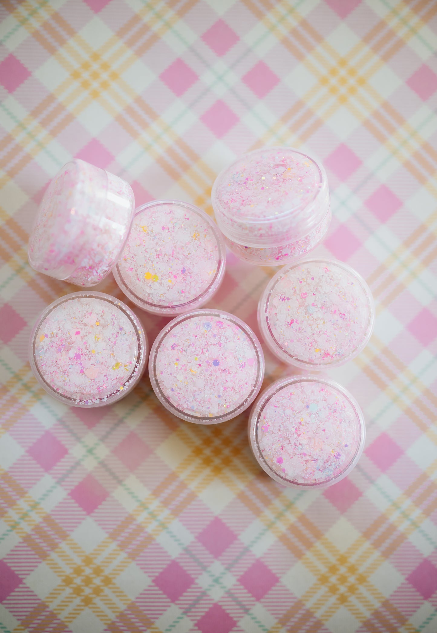 Bunny Confetti 🐰